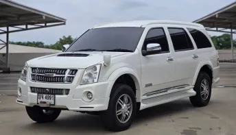 ISUZU MU-7 3.0 Super Titanium Primo 2WD 2011