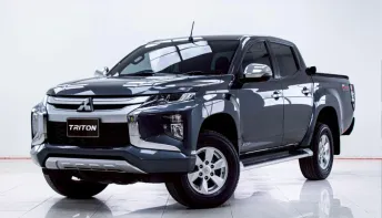 5C173 MITSUBISHI TRITON 2.4 GLX PLUS DOUBLE CAB 2020