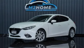 MAZDA 3 2.0 SP AT ปี 2015 จด 2016 สี ขาว