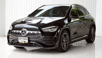 Mercedes-Benz GLA-Class 1.3 GLA200 2021 รถหรูสภาพดี