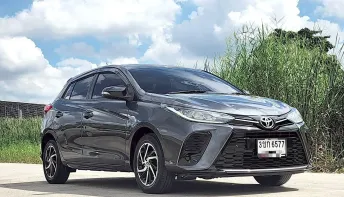 TOYOTA Yaris 1.2 Sport  A/T ปี 2022