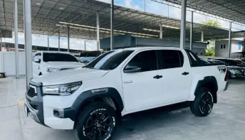 TOYOTA REVO 2.4 ROCCO PRERUNNER ปี 2024 รถสวย มือแรก สภาพป้ายแดง ไมล์ 1 หมื่น รับประกันตัวถังสวย