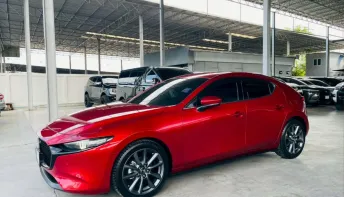 MAZDA3 2.0 SP SPORT 2021 รถสวย มือแรกออกห้าง สภาพพร้อมใช้ ไมล์น้อย 4 หมื่น TOP สุด รับประกันตัวถัง