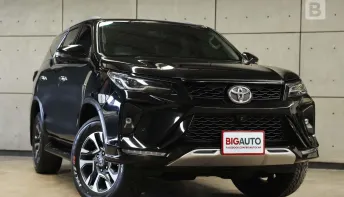 2022 Toyota FORTUNER 2.4 Leader V 4WD SUV AT ไมล์แท้ 8 หมื่น Warranty 5 ปี 150,000 KM B9157