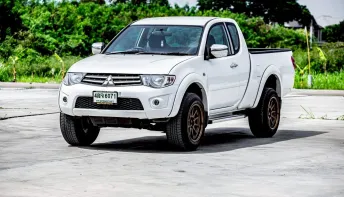 2012 Mitsubishi TRITON 2.5 รถกระบะ 