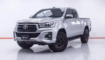 1E332 TOYOTA HILUX REVO 2.4 E PLUS CAB PRERUNER AT 2017