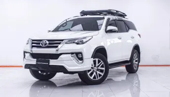 1E315 TOYOTA FORTUNER 2.8 V AT 2016