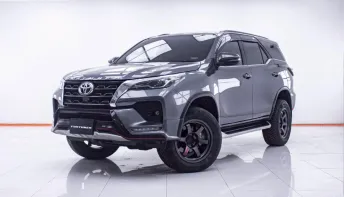 1E325 TOYOTA FORTUNER 2.4 V MNC 4WD AT 2022