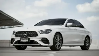 New !! Benz E300e AMG W213 ปี 2022 เลขไมล์นางฟ้า 56,000 กม. รถสภาพสวยมาก