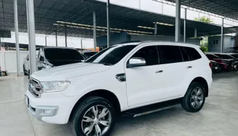 FORD EVEREST 2.2 TITANIUM PLUS ปี 2018 รถสวย มือแรกออกห้าง พร้อมใช้ ไมล์น้อย TOP รับประกันตัวถังสวย