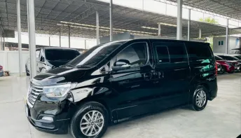 HYUNDAI H-1 2.5 DELUXE ปี 2020 รถสวย สภาพพร้อมใช้ ไมล์น้อย TOP สุด รับประกันตัวถังสวย
