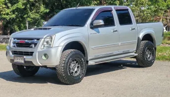 ISUZU D-MAX 3.0 i-TEQ VGS  ดีเซล 4 ประตู Hi-Lander เกียร์ออโต้ ปี 2009 สีบรอนซ์เงิน