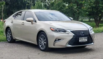 Lexus ES300H 2.5 Hybrid ปี 2015 จด 2016