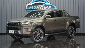 TOYOTA HILUX REVO DOUBLE CAB 2.4 ROCCO PRERUNNER AT ปี 2020 สี น้ำตาล