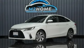 TOYOTA YARIS ATIV 1.2 Premium AT ปี 2023 สี ขาว
