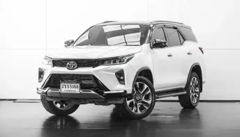 2021 TT FORTUNER 2.4 LEGENDER (BLACK TOP)
