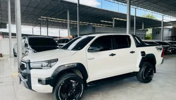 TOYOTA REVO 2.4 ROCCO PRERUNNER ปี 2021 รถสวย มือแรก ไมล์น้อย 5 หมื่น TOP รับประกันตัวถังสวย