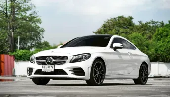 Benz C200 Coupe 2.0 AMG  ปี 2021 ไมล์นางฟ้า 49,000 กม. เครื่อง 2,000 cc มือเดียวป้ายแดง