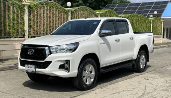 TOYOTA HILUX REVO DOUBLE CAB 2.4 J PLUS PRERUNNER ปี 2019 เกียร์MANUAL สภาพนางฟ้า