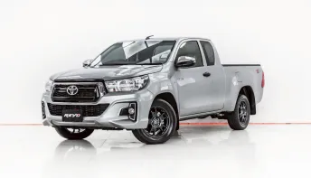 3B202 TOYOTA REVO 2.4 J PLUS Z-EDITION SMART CAB MT 2020