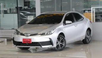 Toyota COROLLA 1.8 E ปี 2019 รถบ้านมือเดียว ใช้น้อยเข้าศูนย์ตลอด ไม่เคยติดแก๊ส สวยเดิมทั้งคัน ฟรีดาว