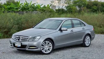 MERCEDES-BENZ C200 CGI ELEGANCE [W204] Facelift ปี 2012 ซีดานสุดหรู ขับสนุก ดูแลง่าย ราคาสุดคุ้ม