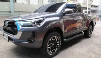 2024 TOYOTA REVO CAB 2.8 HIGH 4WD เกียร์ธรรมดา สีเทา วิ่งน้อย 5,740 กม. รถสวยสภาพใหม่ ฟรีดาวน์