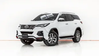 3B203 TOYATA FORTUNER 2.4 V AT 2019