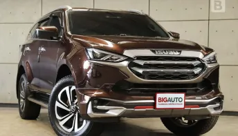 2021 Isuzu MU-X 3.0 Ultimate SUV AT ไมล์แท้ 6 หมื่น ชุดแต่งแท้รอบคัน FULL OPTION B7842