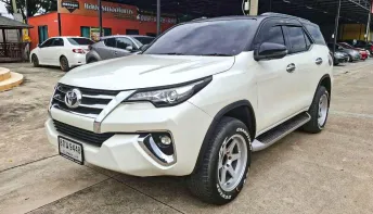 Toyota Fortuner 2.4 V เกียร์ออโต้ ปี 2018/2019 ผ่อนเริ่มต้น 11,*** บาท