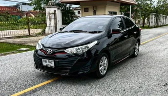 Toyota Yaris Ativ 1.2 E ปี 2018 ผ่อนเริ่มต้น 6,*** บาท