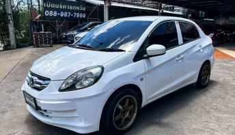 Honda Brio Amaze 1.2 V เกียร์ออโต้ ปี 2013 ผ่อนเริ่มต้น 2,*** บาท
