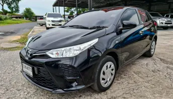 Toyota Yaris 1.2 Entry เกียร์ออโต้ ปี 2022 ผ่อนเริ่มต้น 7,*** บาท