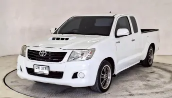 Toyota Vigo Champ Smart Cab 2.5 E TRD เกียร์ธรรมดา ปี 2013 ผ่อนเริ่มต้น 4,*** บาท