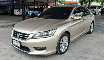 Honda Accord 2.0 EL เกียร์ออโต้ ปี 2013 ผ่อนเริ่มต้น 6,*** บาท