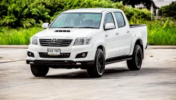2013 Toyota Hilux Vigo 2.5 Prerunner รถกระบะ 