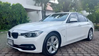 BMW 330e Sport line LCI  ปี 2018