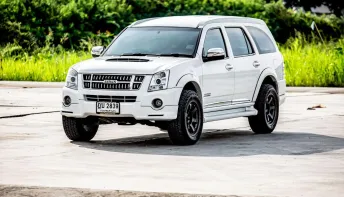 2010 Isuzu MU-7 3.0 SUV 