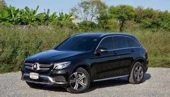 MERCEDES-BENZ GLC220d 4MATIC [W253] ปี 2020 SUV สุดหรู เครื่องดีเซล ประหยัด ขับสนุก วิ่งน้อย