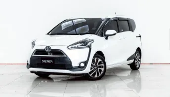 4A987 Toyota Sienta 1.5 V 2017 รถครอบครัวสุดคุ้ม
