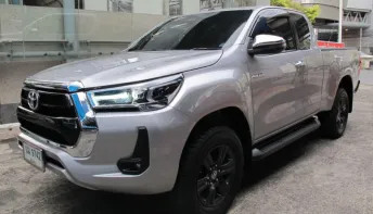 2023 TOYOTA REVO CAB 2.4 ENTRY PRERUNNER เกียร์ธรรมดา สีบรอนเทา รถสวยสภาพใหม่ มือเดียว ฟรีดาวน์