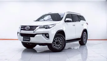3B295 TOYOTA FORTUNER 2.8 V AT 2015