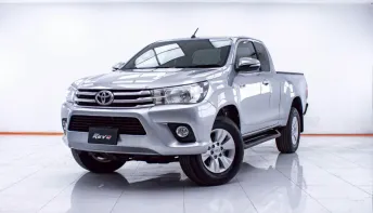 1E509 TOYOTA HILUX REVO 2.4 E CAB PRERUNER MT 2017