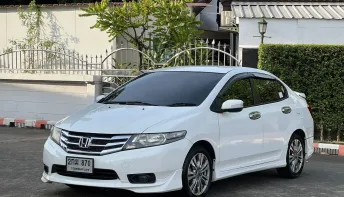 Honda City 1.5 SV ปี 2013 รุ่นTop สีขาว