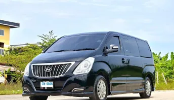 Hyundai H-1 2.5 DELUXE A/T ดีเซล ปี 2017