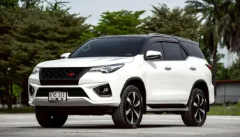 TOYOTA FORTUNER 2.8 TRD Sportivo 4WD AT 2019 