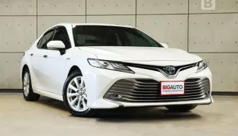 2021 Toyota CAMRY 2.5 Hybrid Premium AT ไมล์เเท้ 1 หมื่น (วิ่งน้อยมาก) รุ่น TOP มี Warranty B8432