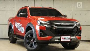 2024 Isuzu D-MAX 3.0 Cab-4 Vcross M 4WD AT ไมล์แท้ 3 หมื่น รับประกัน 3ปี 100,000KM (สีรุ่นใหม่) B157