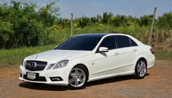MERCEDES-BENZ E250 CGI AMG [W212] ปี 2011 ซีดานสุดหรู มาดสปอร์ต ออฟชั่นจัดเต็ม
