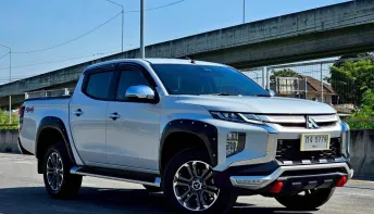Mitsubishi Triton GT Premium 4WD เกียร์ A/T ปี 2019